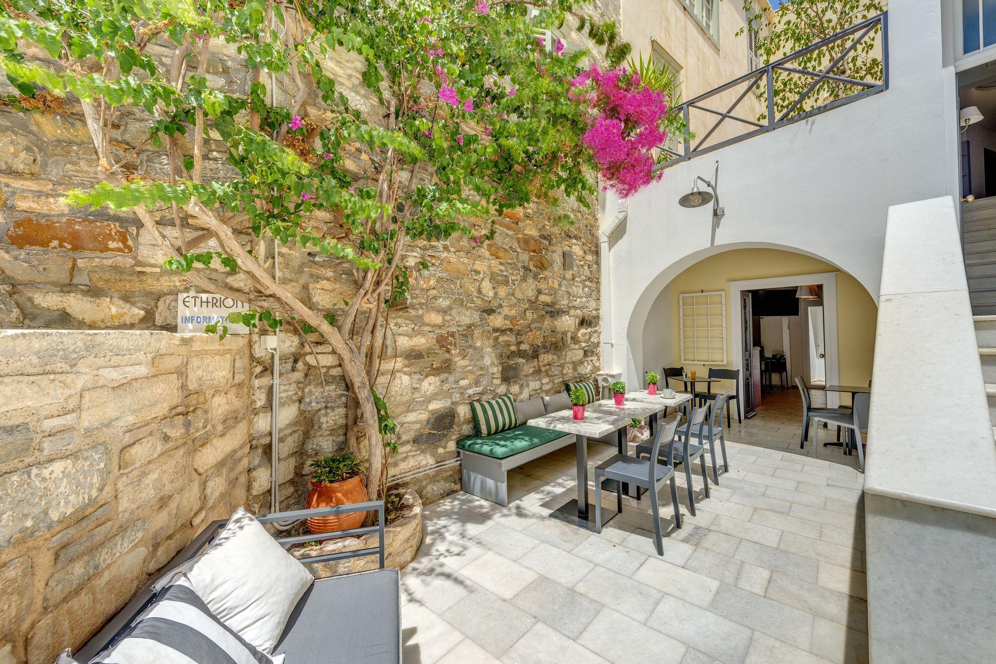 Hotel Ethrion Ermupoli Zewnętrze zdjęcie